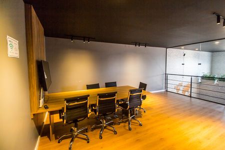 Apartamento para alugar com 56m², 2 quartos e 1 vaga Apartamento para alugar com 56m², 2 quartos e 1 vagaEscritório