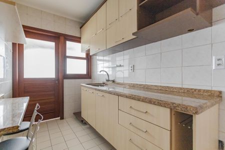 Apartamento para alugar com 72m², 2 quartos e 2 vagasCozinha e Área de Serviço