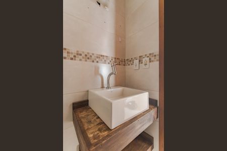 Apartamento para alugar com 72m², 2 quartos e 2 vagasBanheiro