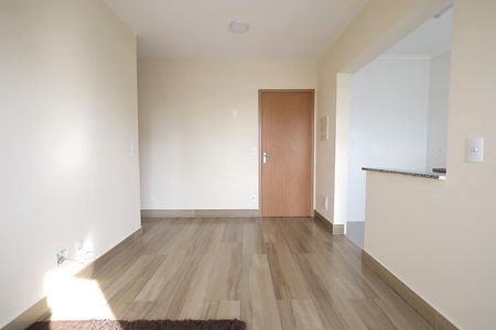 Sala de apartamento para alugar com 1 quarto, 35m² em Vila Assunção, Santo André