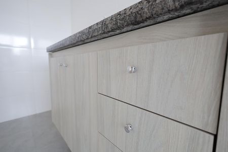 Cozinha/Área de serviço de apartamento para alugar com 1 quarto, 35m² em Vila Assunção, Santo André
