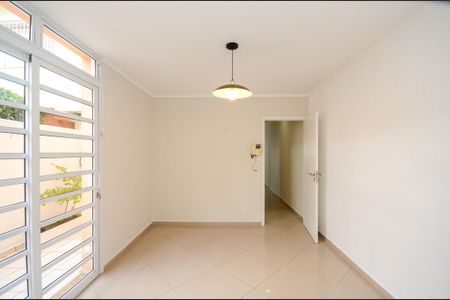 Casa para alugar com 160m², 4 quartos e 3 vagas Casa para alugar com 160m², 4 quartos e 3 vagasSala de jantar