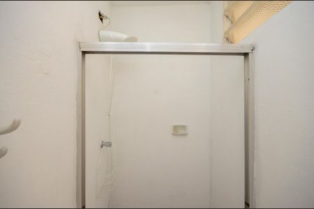 Casa para alugar com 160m², 4 quartos e 3 vagas Casa para alugar com 160m², 4 quartos e 3 vagasBanheiro de serviço