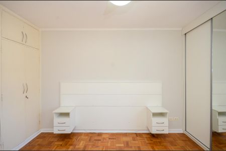Casa para alugar com 160m², 4 quartos e 3 vagas Casa para alugar com 160m², 4 quartos e 3 vagasSuíte