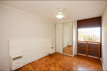 Casa para alugar com 160m², 4 quartos e 3 vagas Casa para alugar com 160m², 4 quartos e 3 vagasSuíte