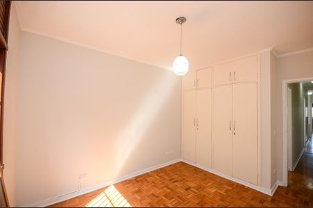 Casa para alugar com 160m², 4 quartos e 3 vagas Casa para alugar com 160m², 4 quartos e 3 vagasQuarto 1
