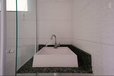 Casa para alugar com 50m², 1 quarto e sem vaga Casa para alugar com 50m², 1 quarto e sem vagaBanheiro