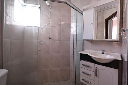 Apartamento à venda com 75m², 3 quartos e 2 vagas Apartamento à venda com 75m², 3 quartos e 2 vagasBanheiro da suíte