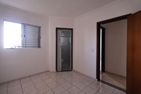 Apartamento à venda com 75m², 3 quartos e 2 vagas Apartamento à venda com 75m², 3 quartos e 2 vagasSuite