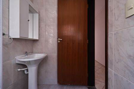 Apartamento à venda com 75m², 3 quartos e 2 vagas Apartamento à venda com 75m², 3 quartos e 2 vagasBanheiro