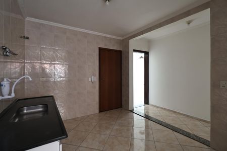 Cozinha  de apartamento para alugar com 3 quartos, 75m² em Vila Valparaíso, Santo André