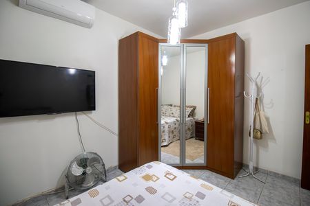 Quarto 2 de casa à venda com 2 quartos, 215m² em Penha Circular, Rio de Janeiro