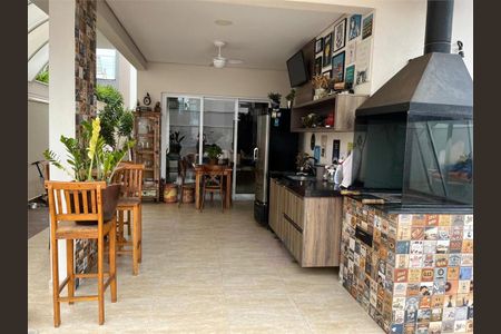 Casa à venda com 3 quartos, 238m² em Jardim Residencial Alto de Itaici, Indaiatuba