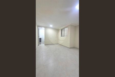 Casa à venda com 3 quartos, 120m² em Parque São Jorge, São Paulo