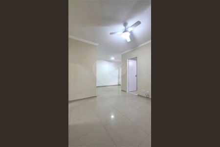 Casa à venda com 3 quartos, 120m² em Parque São Jorge, São Paulo