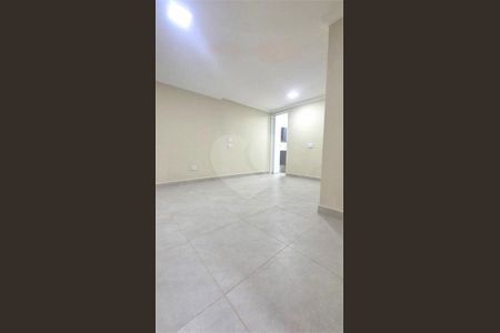 Casa à venda com 3 quartos, 120m² em Parque São Jorge, São Paulo