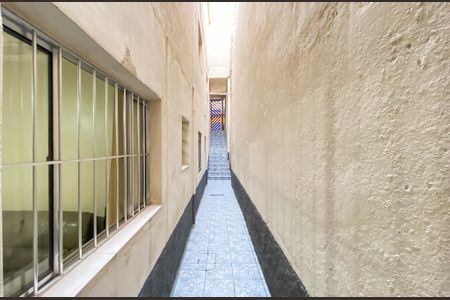 Corredor  de casa para alugar com 2 quartos, 276m² em Parque Cisper, São Paulo