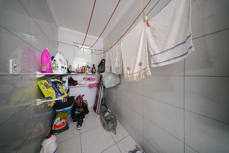 Casa para alugar com 75m², 2 quartos e 2 vagas