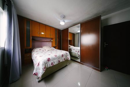 Casa para alugar com 75m², 2 quartos e 2 vagas Casa para alugar com 75m², 2 quartos e 2 vagasSuíte