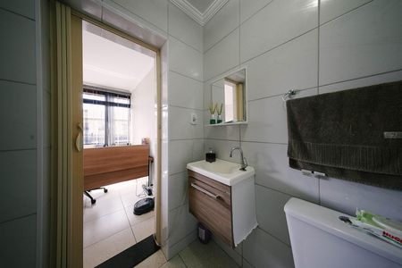 Casa para alugar com 75m², 2 quartos e 2 vagas Casa para alugar com 75m², 2 quartos e 2 vagasLavabo