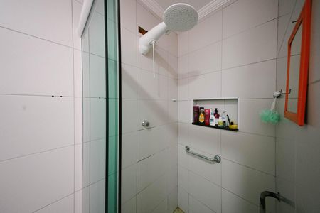 Casa para alugar com 75m², 2 quartos e 2 vagas Casa para alugar com 75m², 2 quartos e 2 vagasBanheiro da Suíte