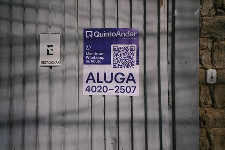 Casa para alugar com 75m², 2 quartos e 2 vagas