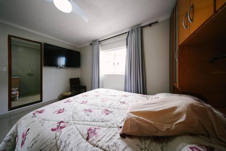 Casa para alugar com 75m², 2 quartos e 2 vagas Casa para alugar com 75m², 2 quartos e 2 vagasSuíte