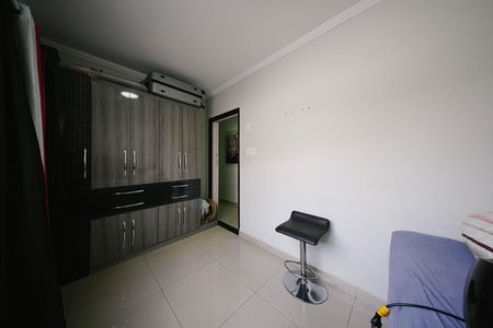 Casa para alugar com 75m², 2 quartos e 2 vagas Casa para alugar com 75m², 2 quartos e 2 vagasQuarto