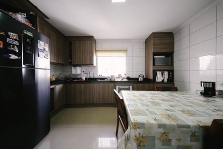 Casa para alugar com 75m², 2 quartos e 2 vagas Casa para alugar com 75m², 2 quartos e 2 vagasCozinha