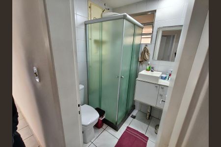 Banheiro de apartamento à venda com 2 quartos, 56m² em Jardim America, Jundiaí