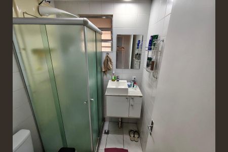 Banheiro de apartamento à venda com 2 quartos, 56m² em Jardim America, Jundiaí