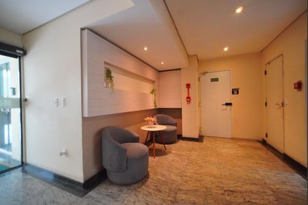 Hall de entrada de apartamento para alugar com 3 quartos, 80m² em Campinas, São José