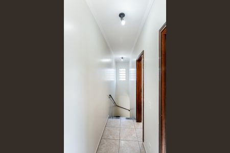 Corredor de casa para alugar com 2 quartos, 130m² em Jardim Vista Linda, São Paulo
