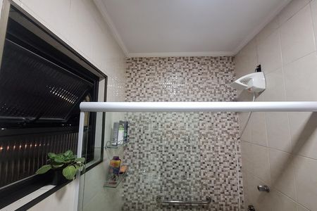 Banheiro de apartamento à venda com 2 quartos, 70m² em Jardim Ipanema, Santo André