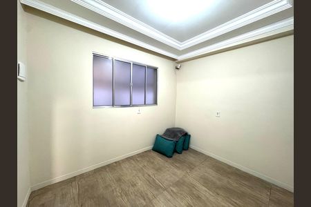 Casa para alugar com 2 quartos, 76m² em Bandeiras, Osasco
