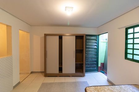 Casa para alugar com 45m², 1 quarto e sem vaga Casa para alugar com 45m², 1 quarto e sem vagaQuarto
