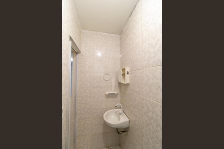 Casa para alugar com 45m², 1 quarto e sem vaga Casa para alugar com 45m², 1 quarto e sem vagaBanheiro social