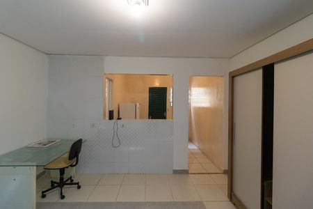 Casa para alugar com 45m², 1 quarto e sem vaga Casa para alugar com 45m², 1 quarto e sem vagaQuarto