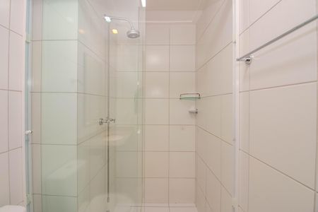 Banheiro da Suíte de apartamento para alugar com 2 quartos, 69m² em Jardim Carvalho, Porto Alegre