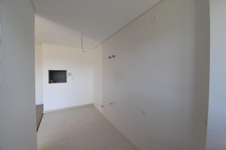 Sala/Cozinha de apartamento à venda com 2 quartos, 56m² em Santo Inácio, Curitiba