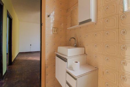 Banheiro social de apartamento para alugar com 2 quartos, 70m² em Matriz, Mauá