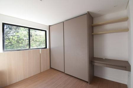 Apartamento à venda com 3 quartos, 71m² em Santo Inácio, Curitiba
