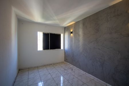 Sala de apartamento para alugar com 2 quartos, 72m² em Colubandê, São Gonçalo