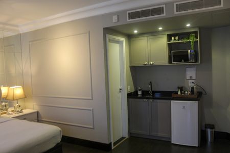 Cozinha de kitnet/studio à venda com 1 quarto, 32m² em Higienópolis, São Paulo