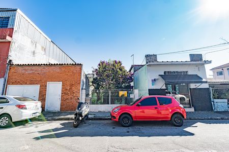Fachada de casa para alugar com 1 quarto, 60m² em Vila Brasilina, São Paulo