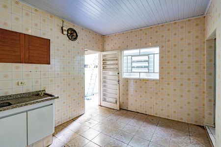 Cozinha de casa para alugar com 1 quarto, 60m² em Vila Brasilina, São Paulo