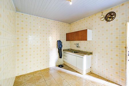 Cozinha de casa para alugar com 1 quarto, 60m² em Vila Brasilina, São Paulo