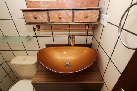 Apartamento para alugar com 48m², 2 quartos e 1 vaga Apartamento para alugar com 48m², 2 quartos e 1 vagaBanheiro