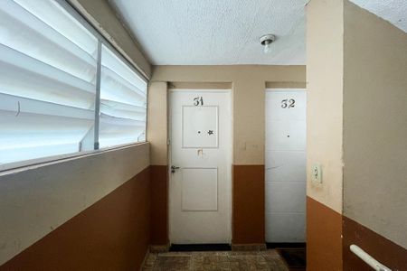 Apartamento para alugar com 48m², 2 quartos e 1 vaga Apartamento para alugar com 48m², 2 quartos e 1 vagaHall Andar