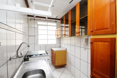 Cozinha de apartamento para alugar com 2 quartos, 48m² em Chácara Roselândia, Cotia